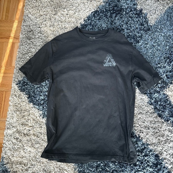 PALACE Other - Palace T Shirt Size L
